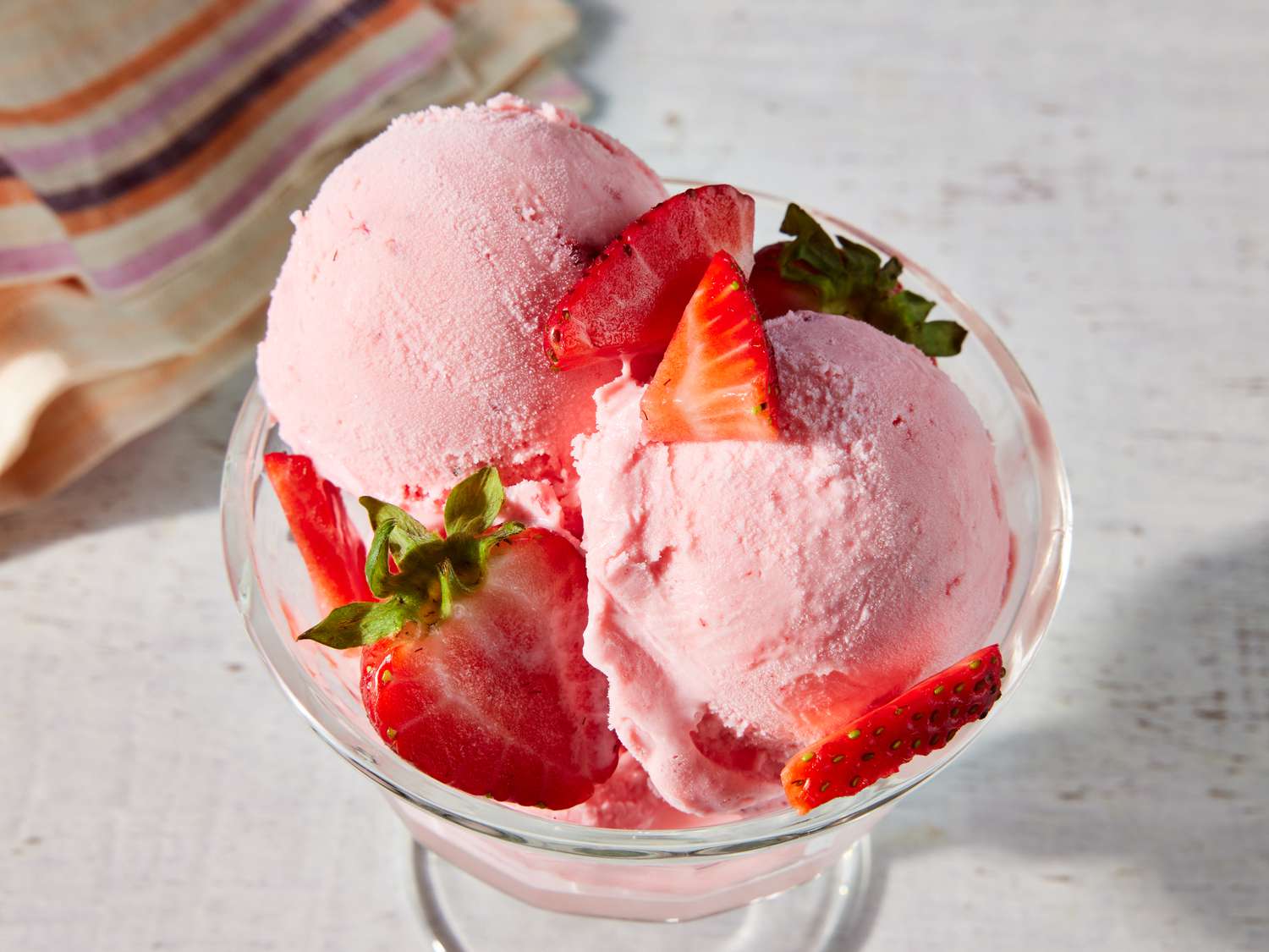 50050-five-minute-ice-cream-DDMFS-4x3-076-fbf49ca6248e4dceb3f43a4f02823dd9
